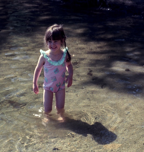 164-01- Lucy at Lake Tahoe 07-1988 3890x2160.jpg