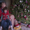 DAH 117-015 19881200 Lucy and Dorothy Ann by Christmas Tree 3890x2160